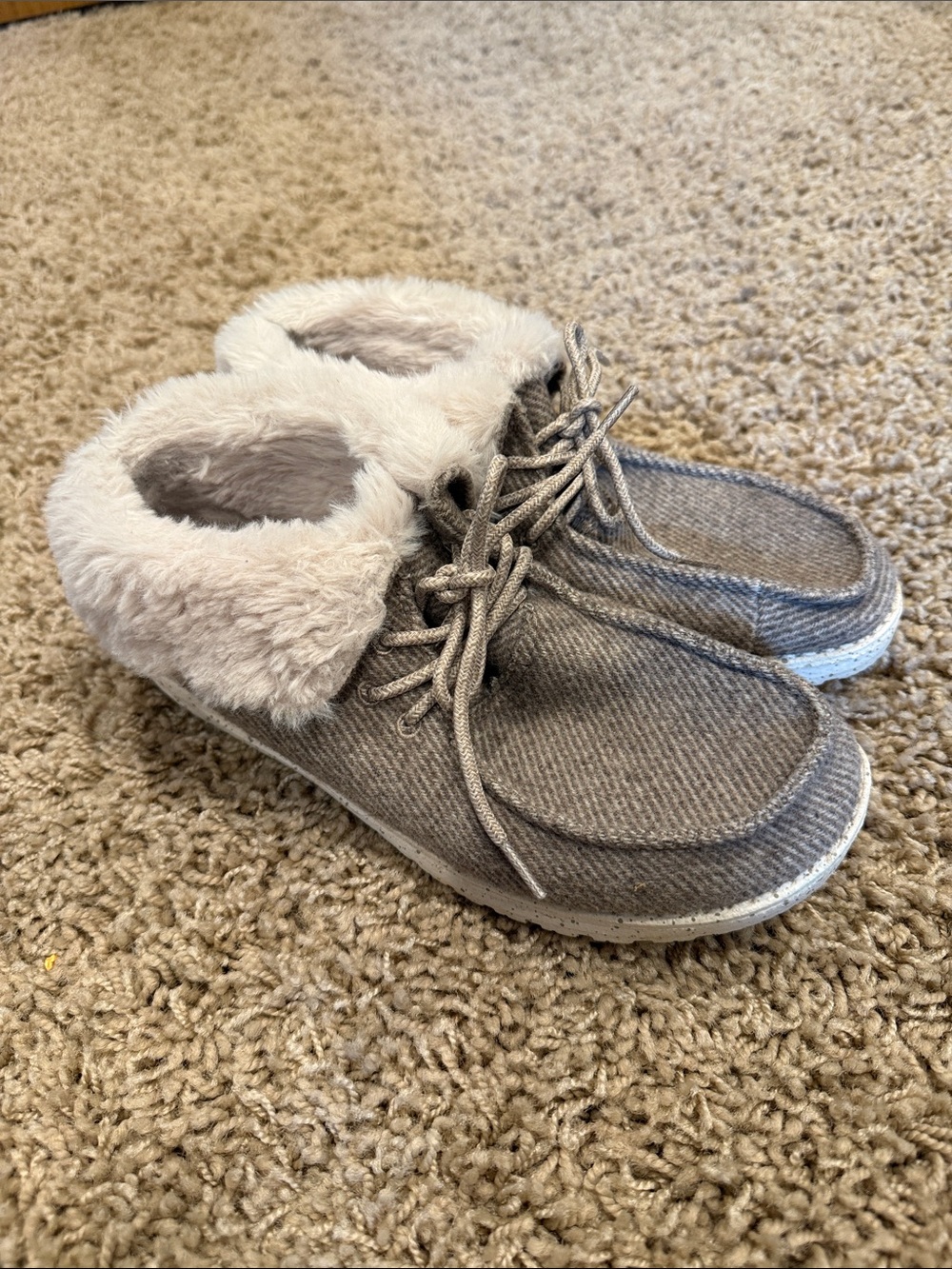 Hey Dude Women's Gray Faux-Fur Lined Slip-On Sneakers